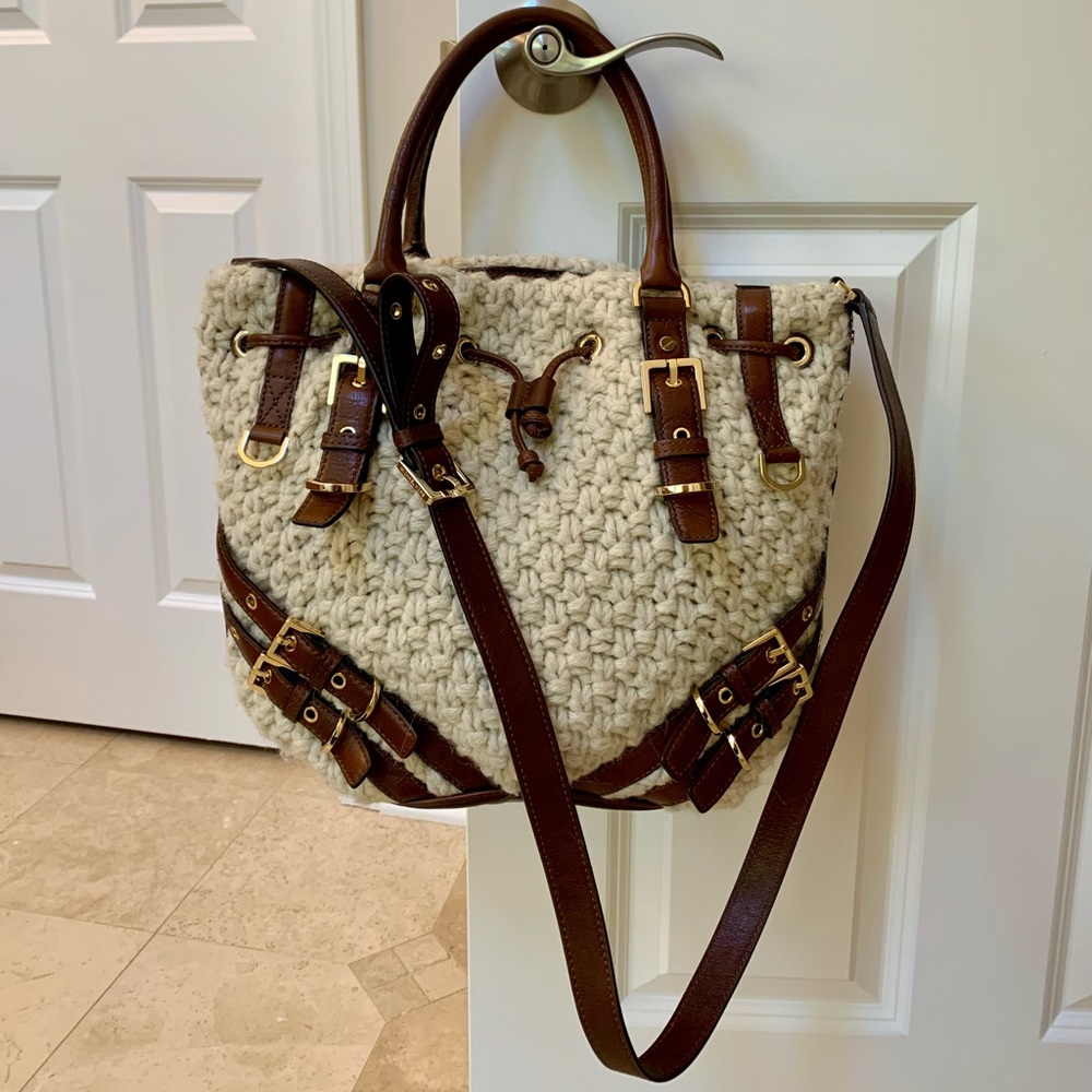 FINAL SALE 🎉😍MICHAEL KORS HANDBAG- TOP HANDLE & CROSSBODY